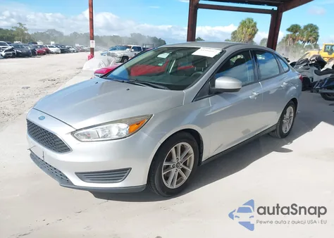 2018 Ford Focus Se z USA, uszkodzony, nr VIN 1FADP3FE3JL231837